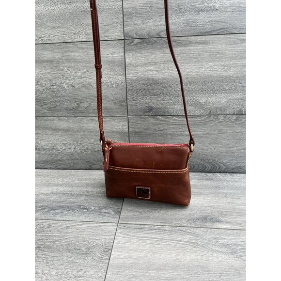 Dooney & Bourke Florentine Ginger Crossbody and Key Fob chestnut bag A463657 - Picture 6 of 9